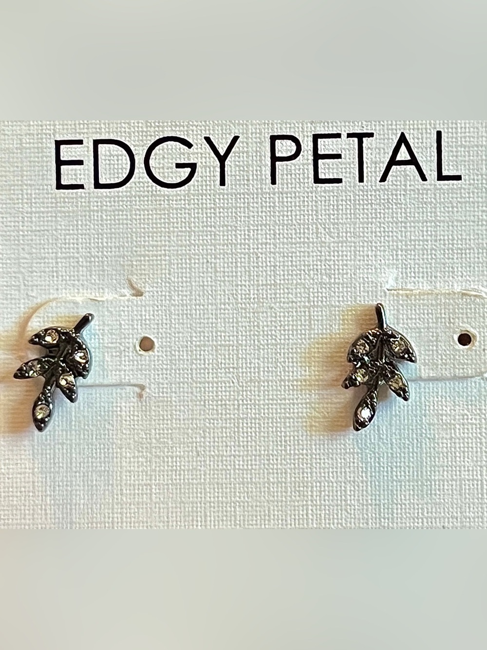 EDGY PETAL BLK powder petite, blue lace agate earring NWT - Picture 2 of 3